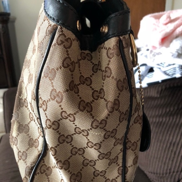 Gucci Sukey Medium Tote - Picture 4 of 8